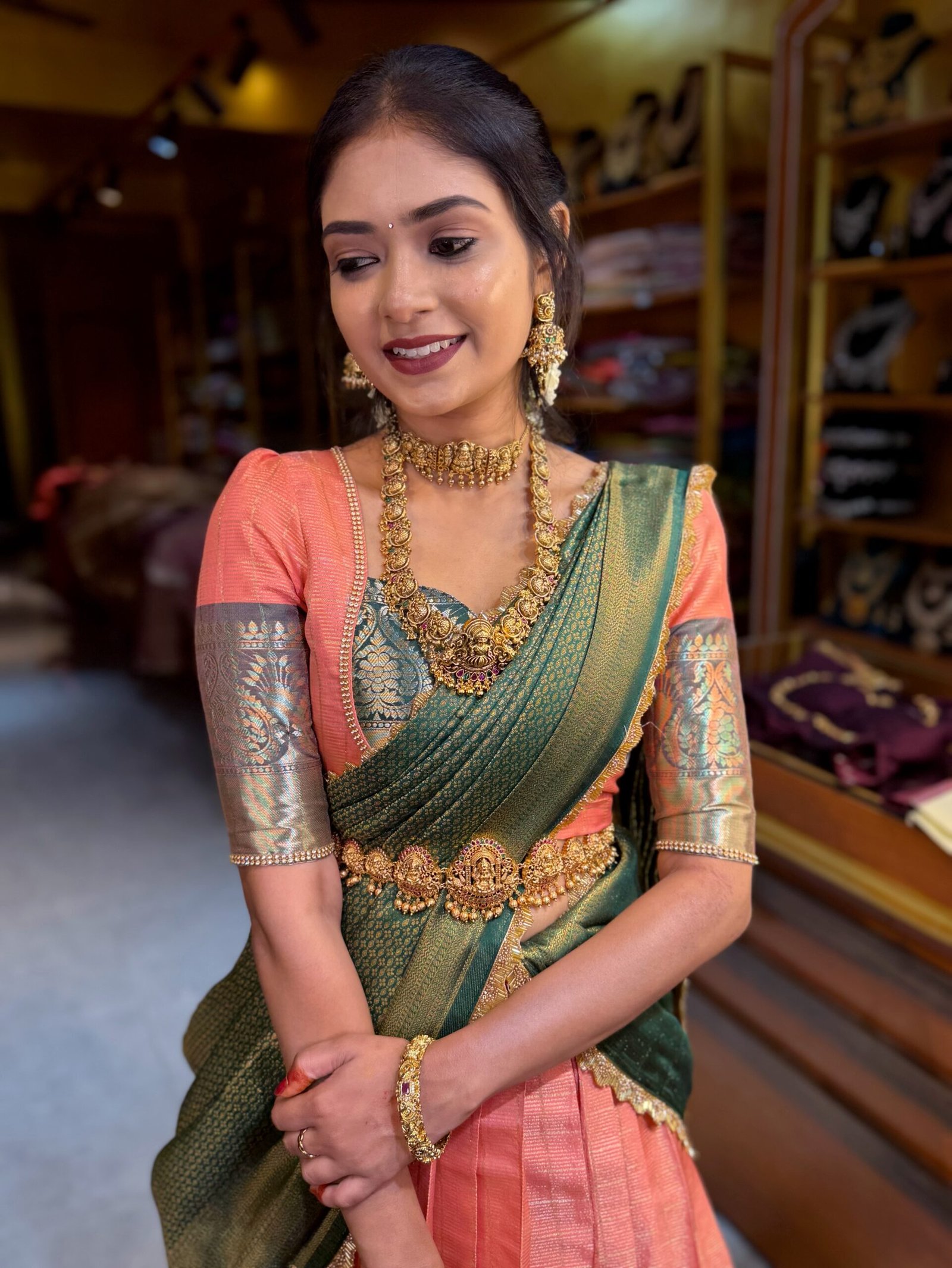 photo-output 104 photo-output 104