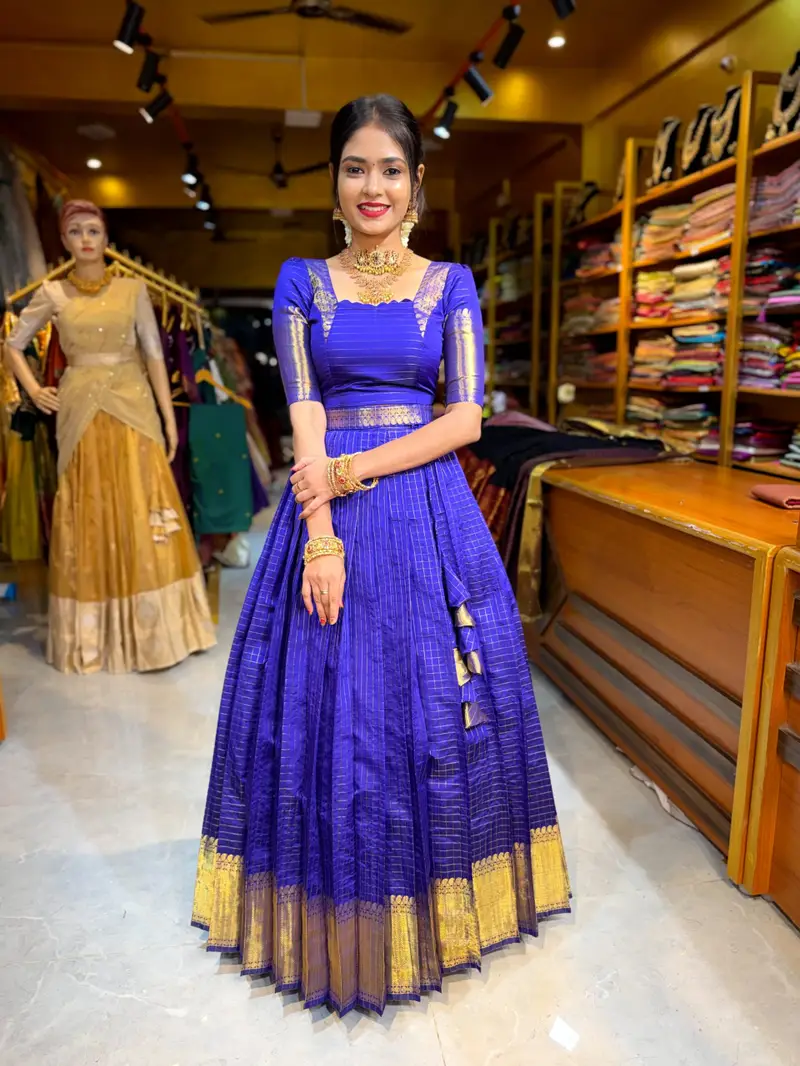 Purplish Blue Tissue Checks Half Saree - Image 7