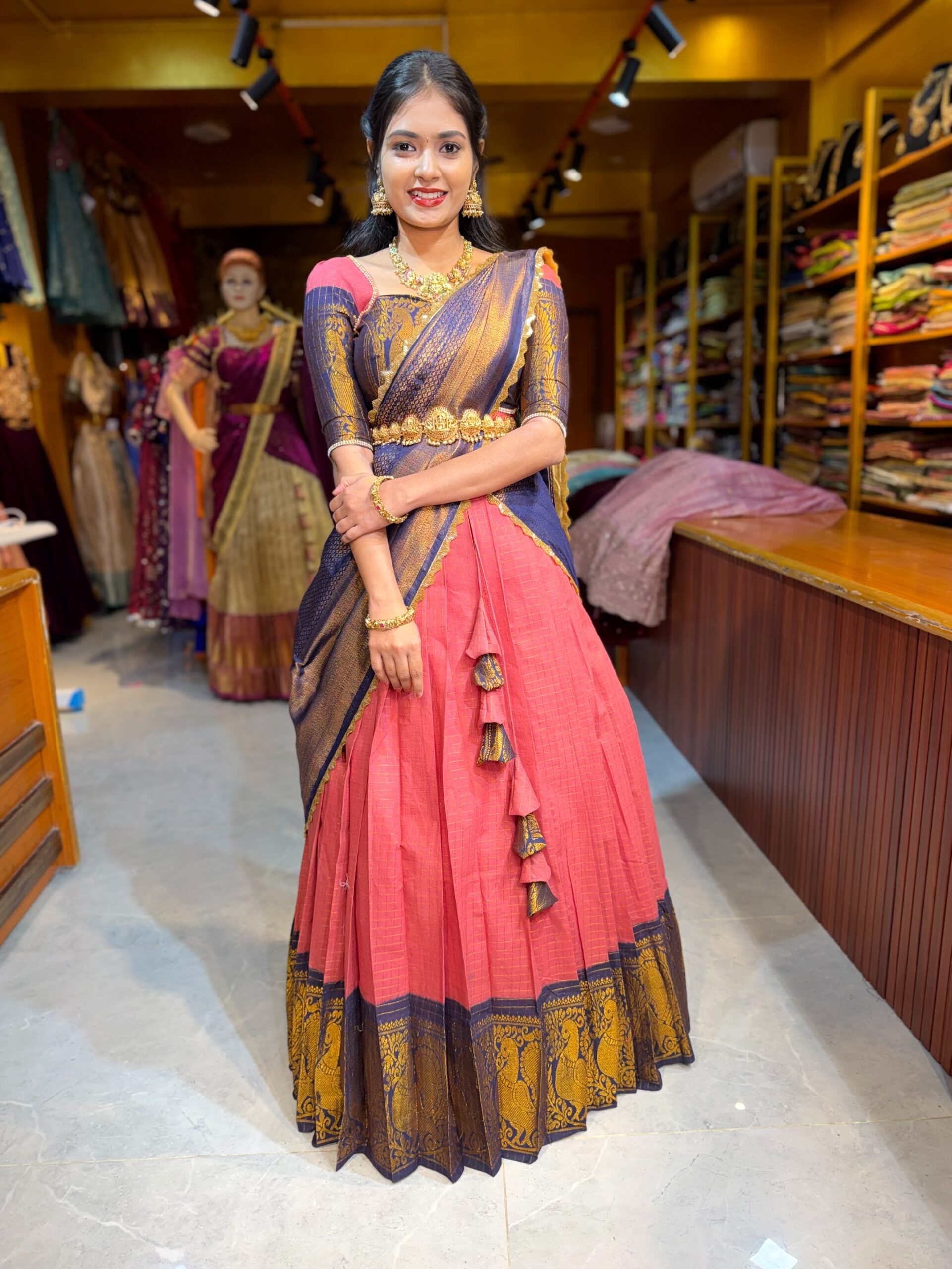 MANOHARI SUNGUDI - NAVY